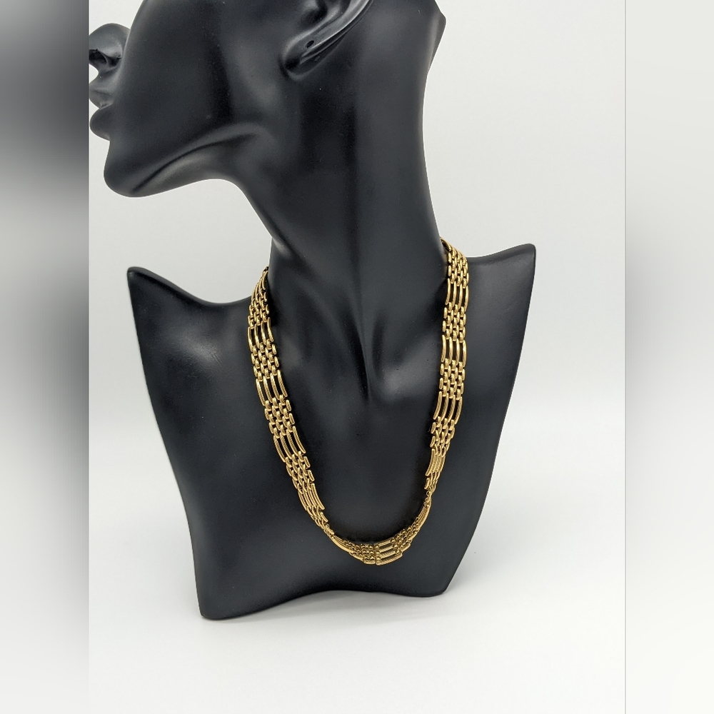 Napier gold plated flat link chain necklace 16" Pat. 4,774,743